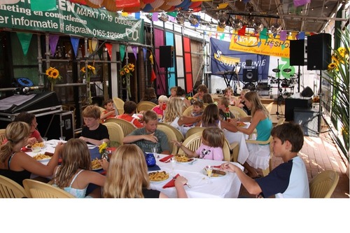 Na afloop Jeugdtoernooi lekkere frietjes